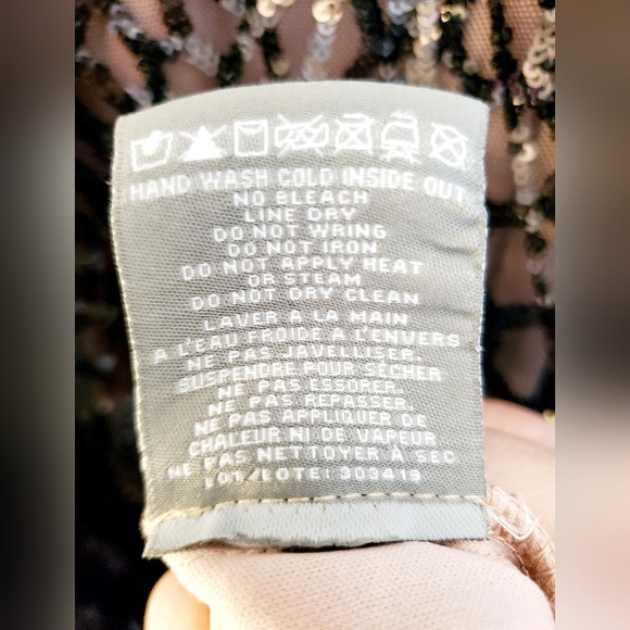 LAURA Black Sequins Gown - Size 14W - Picture 8 of 13